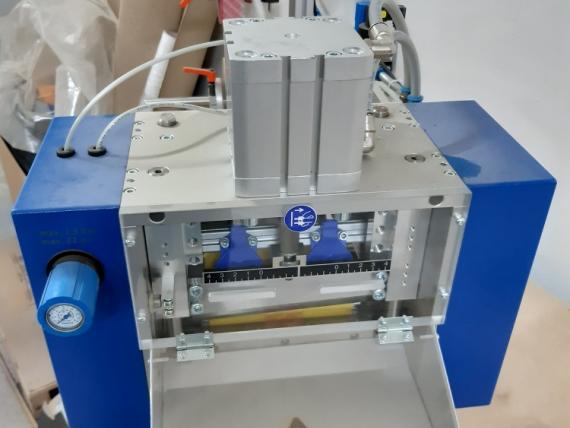 Strihací stroj Thonauer SP15 2PLC