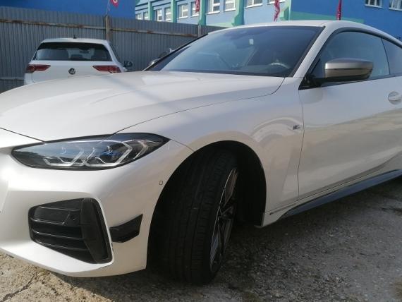 BMW M440i xDrive Coupe