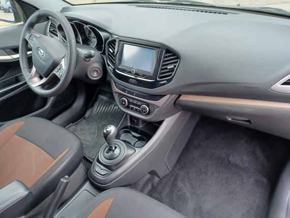 LADA Vesta 1,6 AT