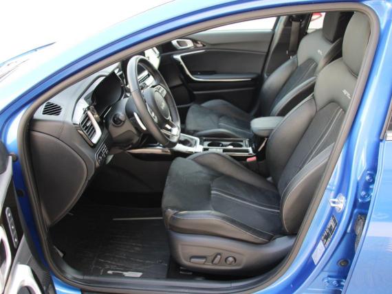 Kia ProCeed