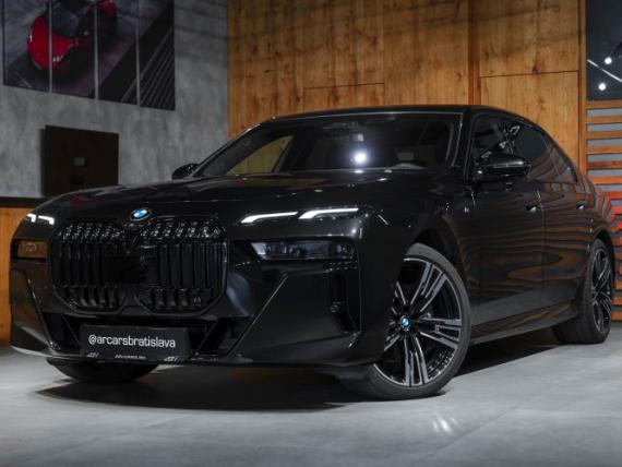 BMW 740d xDrive Sedan