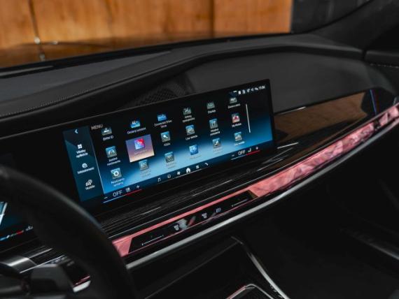 BMW 740d xDrive Sedan