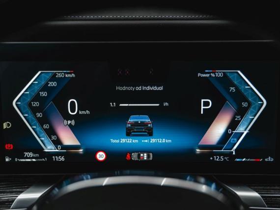 BMW 740d xDrive Sedan