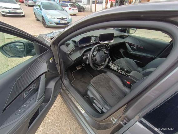 PEUGEOT 208 1.2 PureTech 