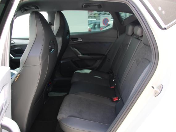 Cupra Leon 1,5 eTSI 