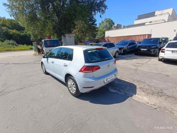 Volkswagen Golf Comfortline 1.6 TDI