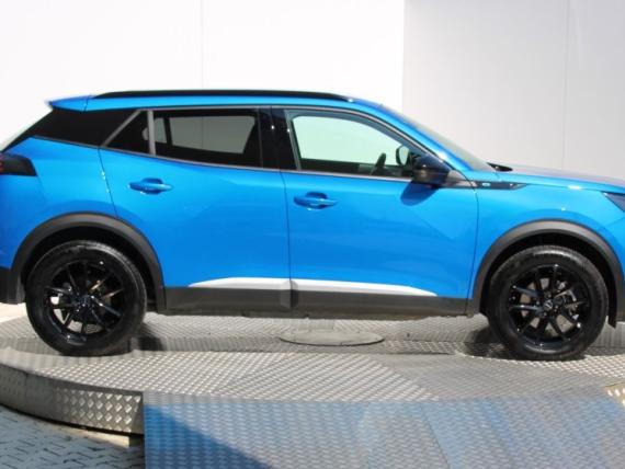 PEUGEOT e-2008 GT Pack 136k 