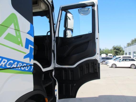 ťahač Iveco S-WAY AS440S49T