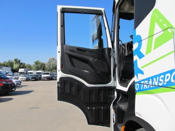 ťahač Iveco S-WAY AS440S49T